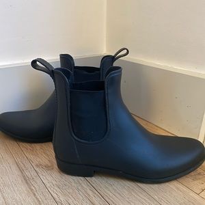 J. Crew Matte Chelsea Rain Boots - Black